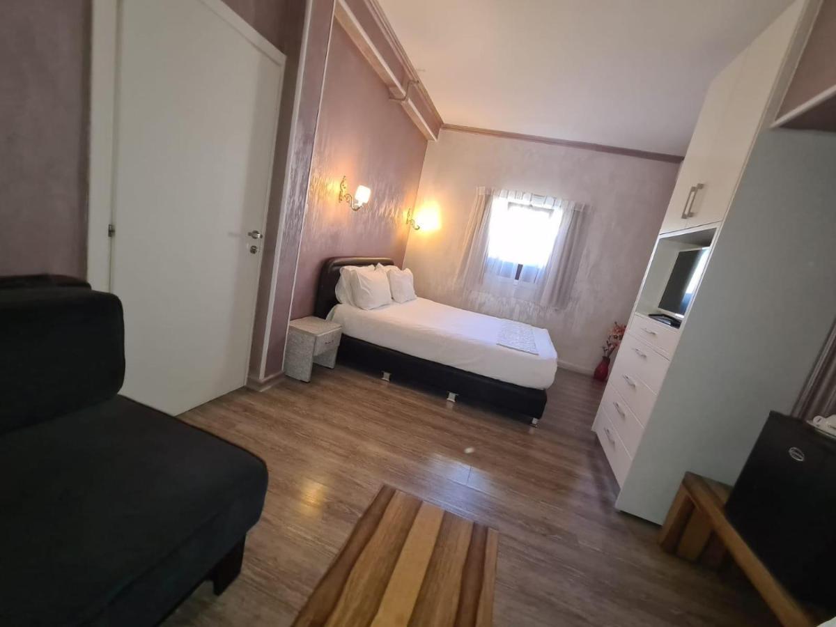 Hotel Alma - Near The Sea Νετάνια Εξωτερικό φωτογραφία