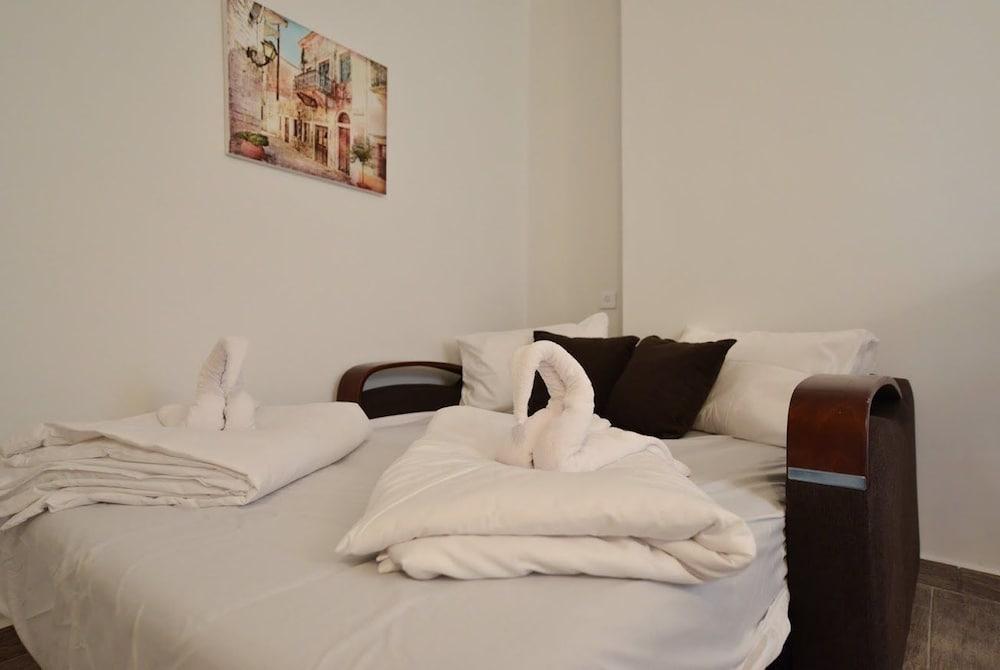 Hotel Alma - Near The Sea Νετάνια Εξωτερικό φωτογραφία